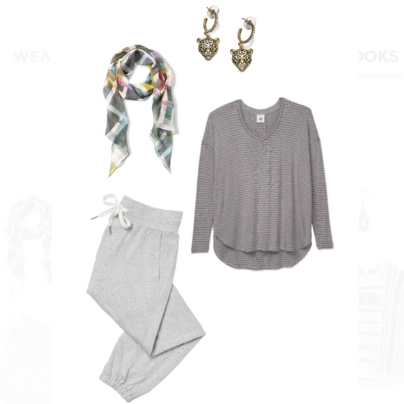 Current Line 2022 Tee #4376 CAbi Large - Picture 14 of 16